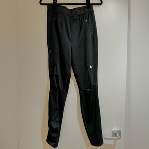 Nike Men’s Dri Fit Tapered Joggers Size Small